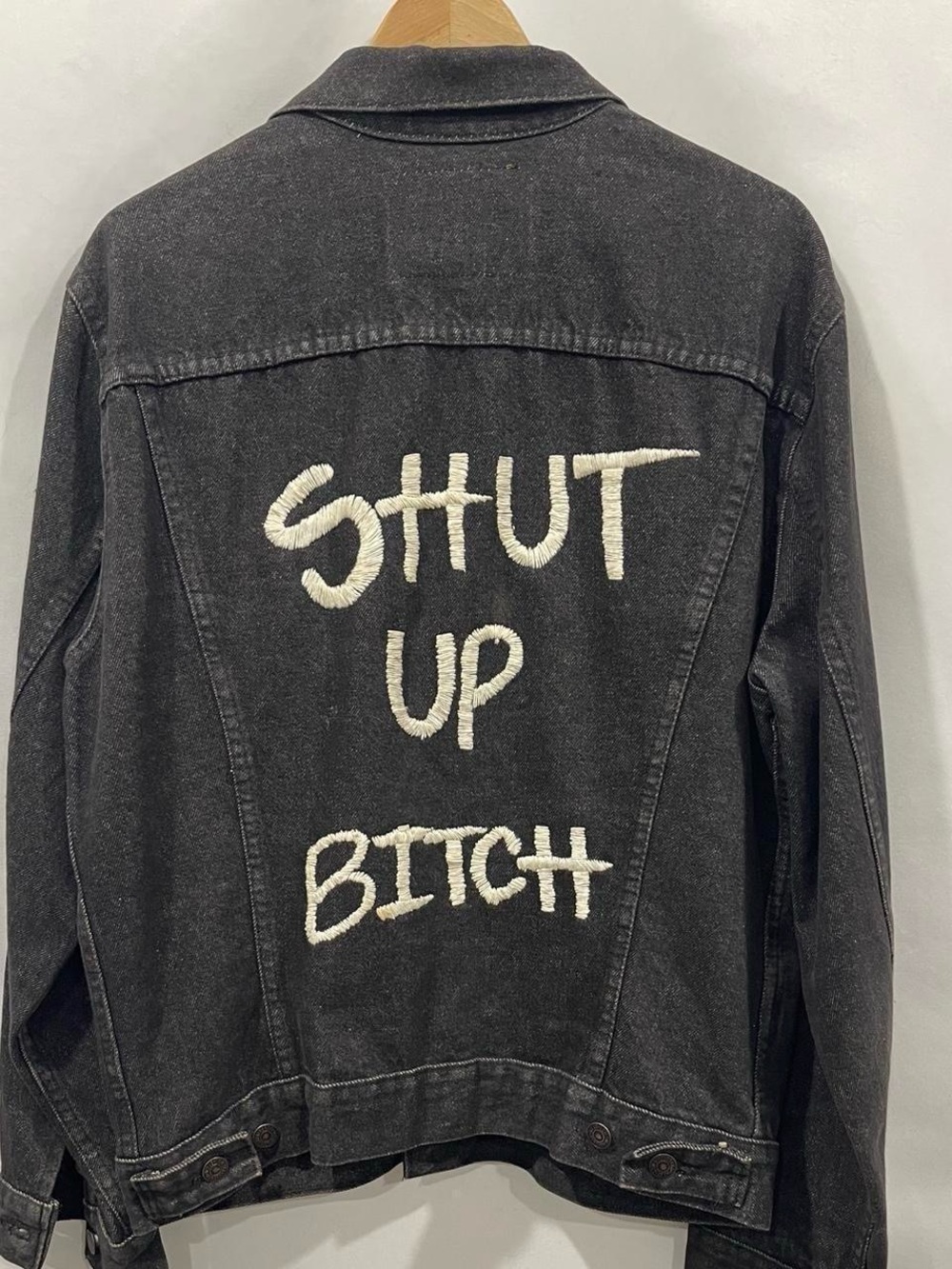 Hand Embroidered Levis Denim Jacket Size L